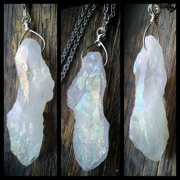 Magic Potion Jewelry - 🌙💜Rainbow Aura Quartz Crystal Necklace W1